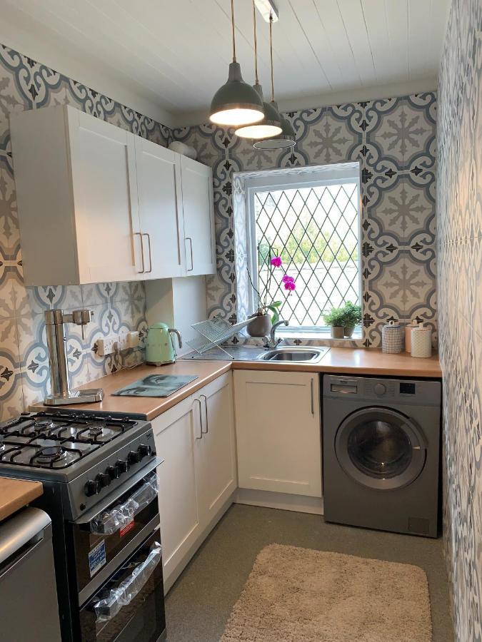 Peveril Cottage Касълтън Екстериор снимка